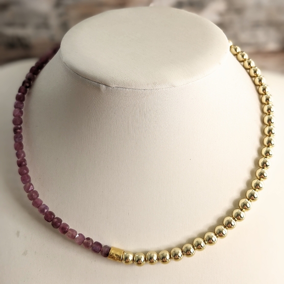 Natural Pink Thulite Beads With Gold Beads In Half And Half Choker/Necklace - Picture 4 of 9